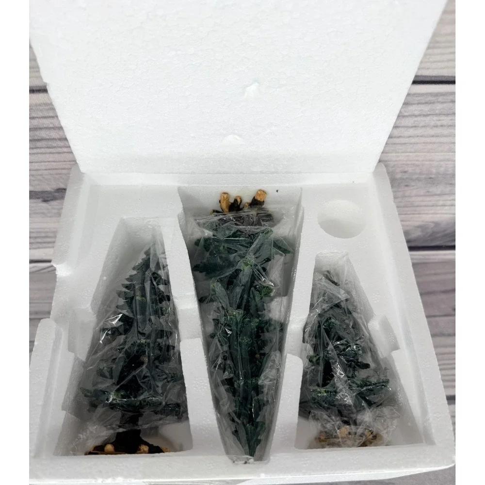 DEPT 56 VILLAGE ACCESSORIES PINE TREES WITH PINE‎ CONES - SET OF 3 - 1998